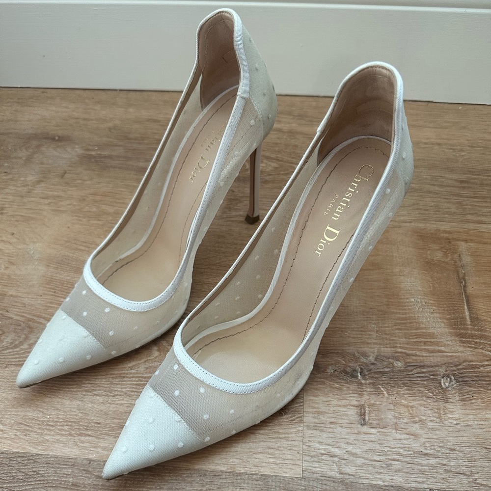 Christian Dior White Pumps